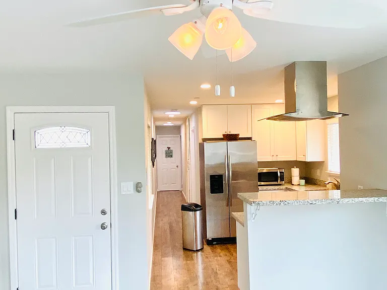 1522 Merritt Ln #A — Photo 7