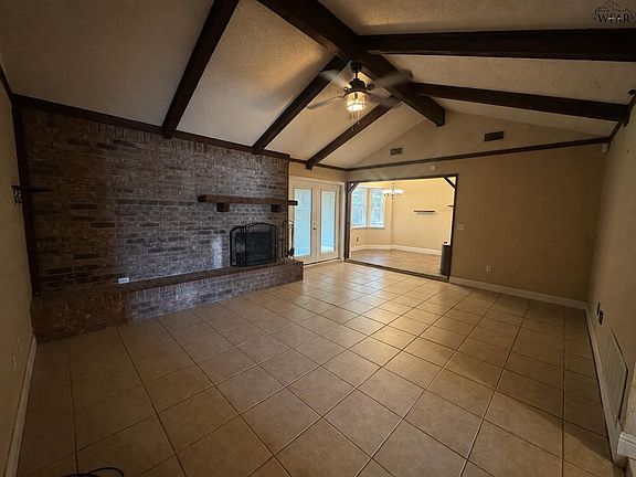 3rd image of 2113 Selma Dr