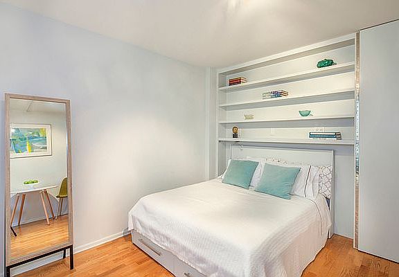 5th image of 130 W 79th St APT 5B
