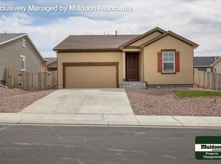 2212 Sunrise Ln, Pueblo, CO 81008