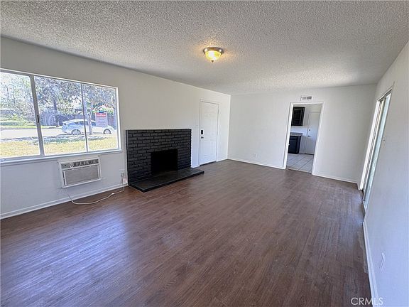 4th image of 8341 Garfield St