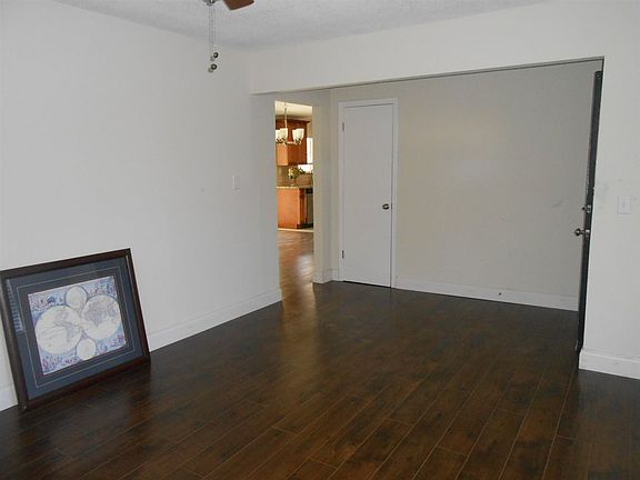 4th image of 5618 NW Briarwood Ave
