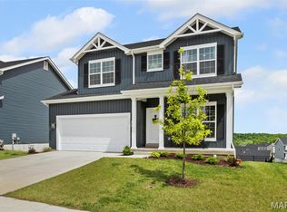 1560 Winding Meadows Dr, Fenton, MO 63026