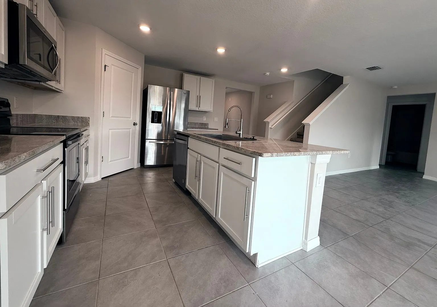 Spacious Creek Preserve Rental 5 Bedrooms! — Photo 3