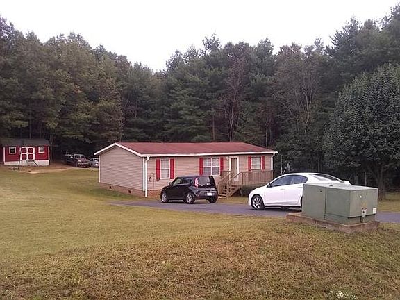 2nd image of 4221 Brookwood Pl