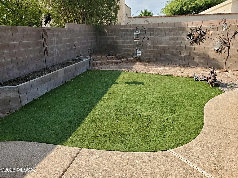 10254 E Calle Cadiz — Photo 28
