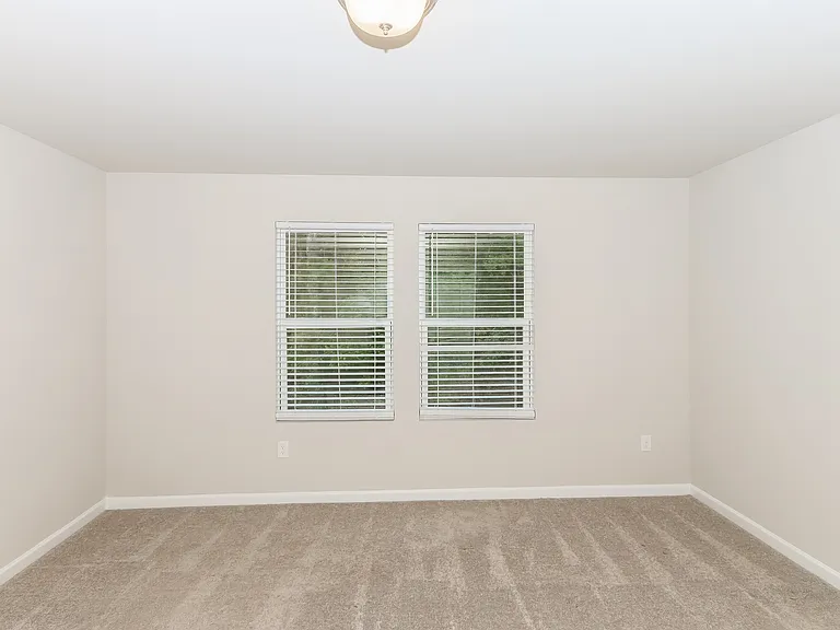 1204 Christy Ct — Photo 5