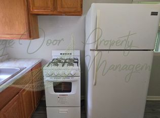 1206 W Maple Ave, Independence, MO 64050