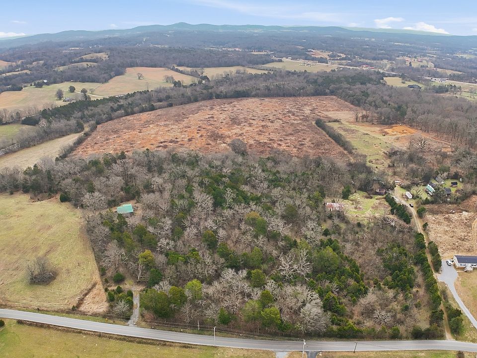 1st image of 1389 Beasleys Bend Rd