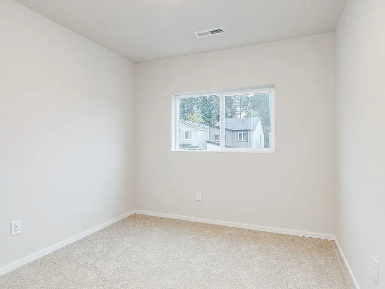 17815 SE Quarry Dr — Photo 22