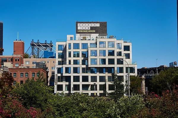 Sold by Triumph Property Group | media 32