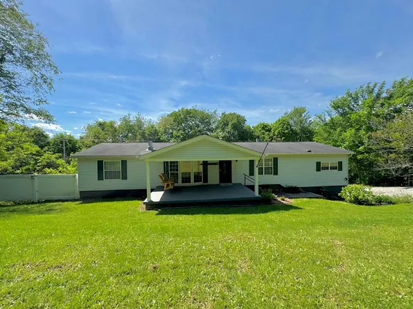 1919 Roberts Ridge Rd, Moundsville, WV 26041