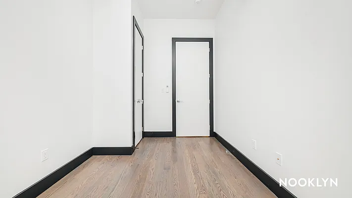 Rented by Nooklyn NYC LLC | media 28