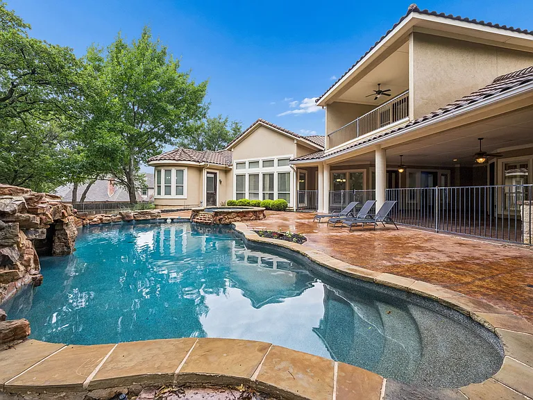 2101 Miracle Point Dr — Photo 46