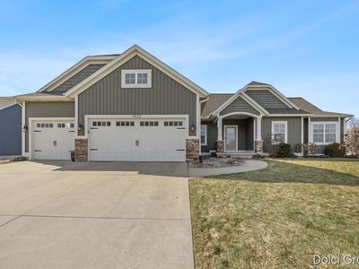1423 Winchester Ct NW, Grand Rapids, MI, 49534