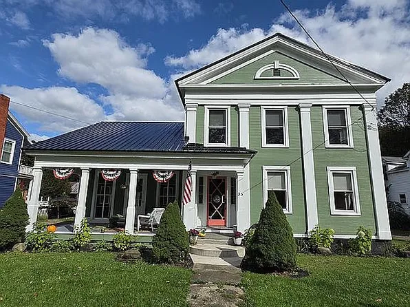 35 S Main St, New Berlin, NY 13411