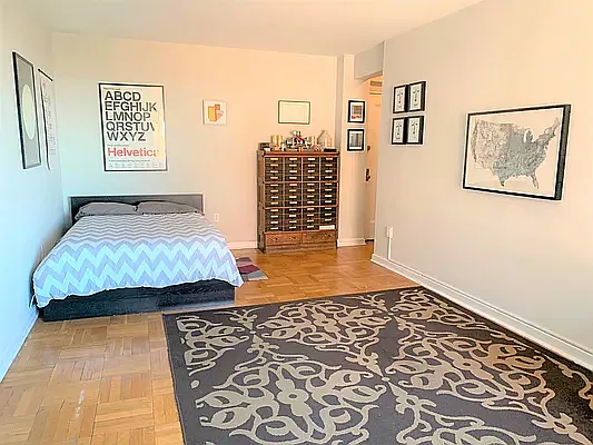 Rented by Corcoran | media 1