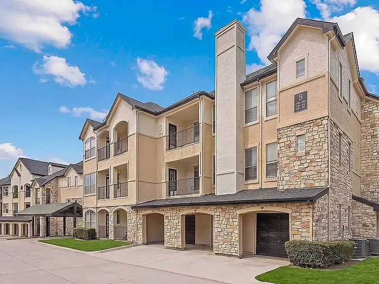 1, 2, 3 Bedroom Apartments in Frisco, TX
