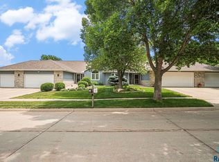 133 W Doral Ct, Sioux Falls, SD 57108