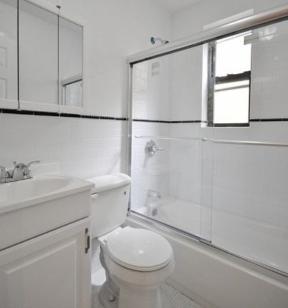 4th image of 370 Columbus Ave #5C
