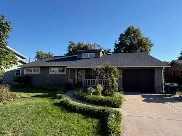 3633 Robin Rd, Great Bend, KS 67530