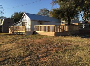 21287 E 990 Rd, Foss, OK 73647