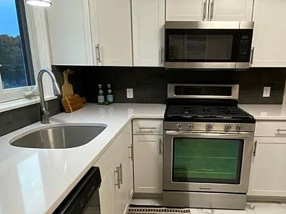 3rd image of 143 Lovering Ave