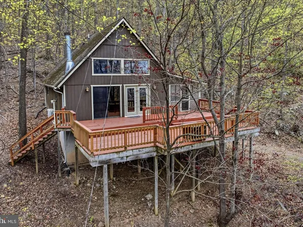 494 Glenwood Ln, Gerrardstown, WV 25420