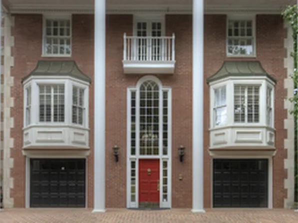 8 Paris Park Pl, Sandy Springs, GA 30350