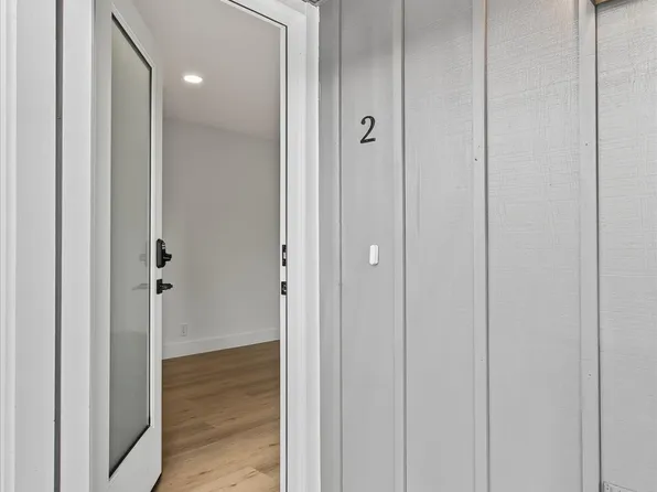 302 3rd St #2, Woodland, WA 98674