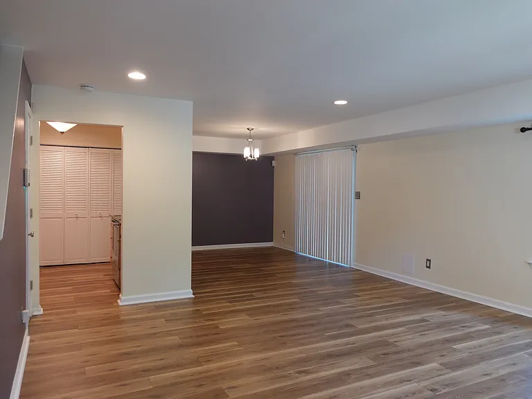 3001 N Dale Ct — Photo 5