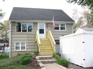 19 Camden Rd, Parsippany, NJ 07054