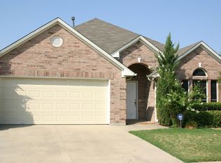 1000 Lyra Ct, Arlington, TX 76013