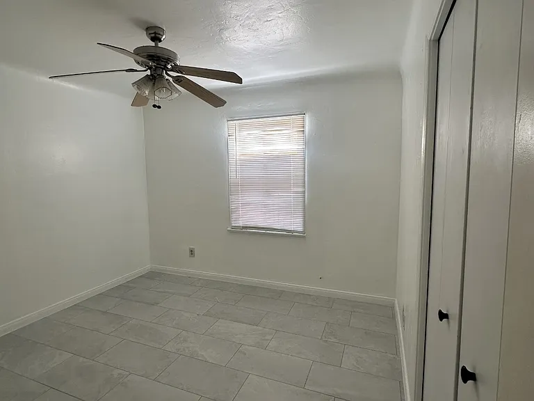 15 E 2nd Ave #1 — Photo 5