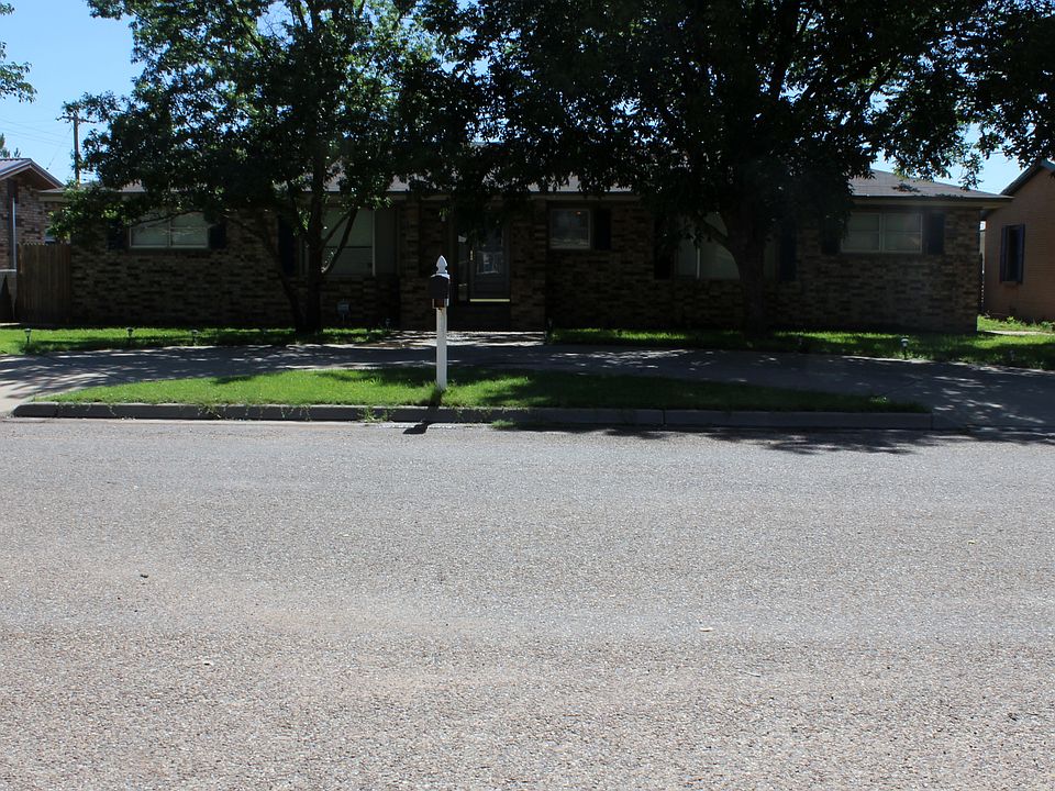 1st image of 1418 N Avenue C
