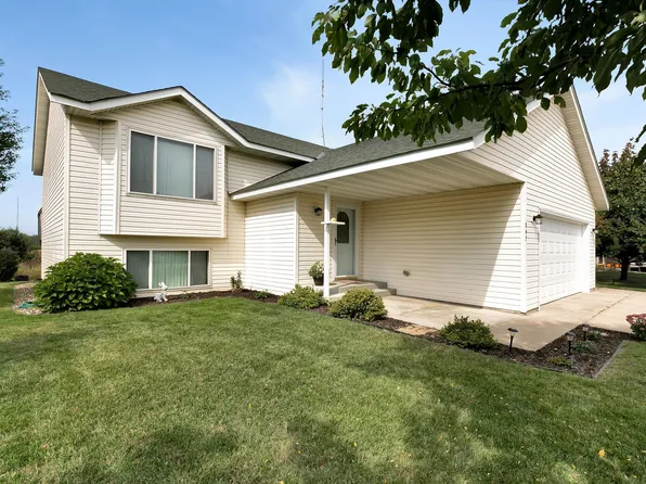 847 Sierra Ln, Saint Cloud, MN 56303