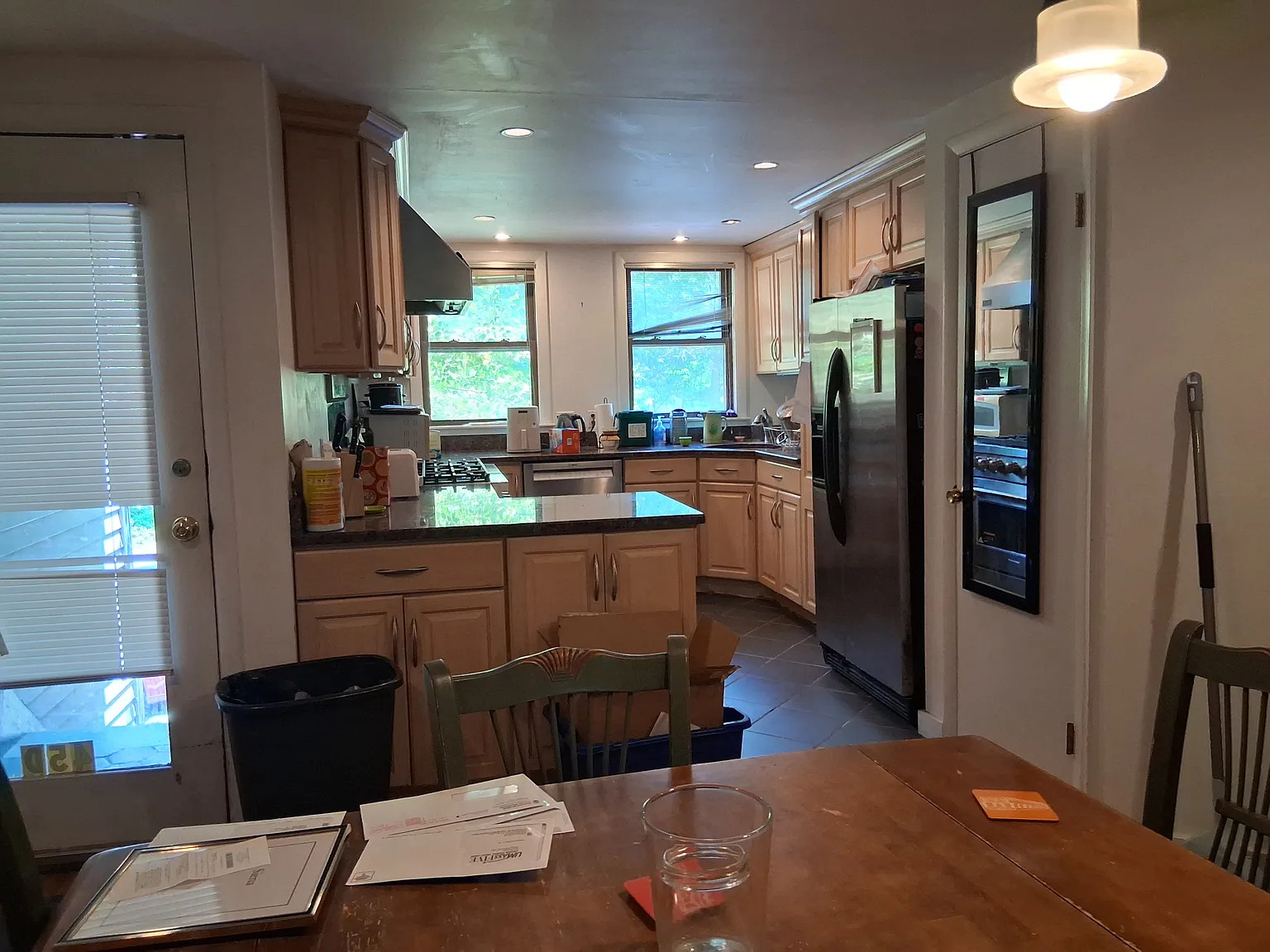 4 bed, 1144 sqft, $5,000 — Photo 3