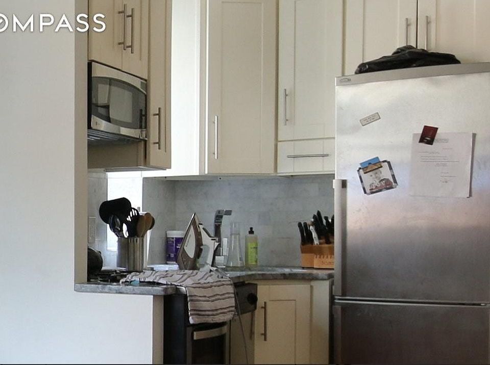 2nd image of 143 W 4th St APT 5FE
