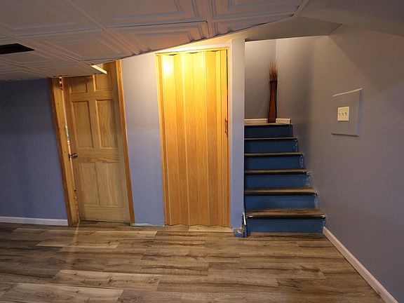 5th image of 1121 Londonberry Ln