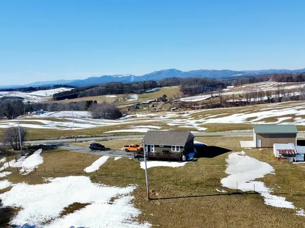 539 Crestview Rd, Galax, VA 24333