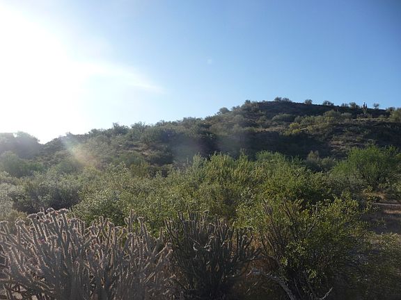 3rd image of 17400 E Cavedale -- #219-38-092a