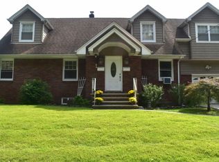 316 Gilbert Ave, Elmwood Park, NJ 07407