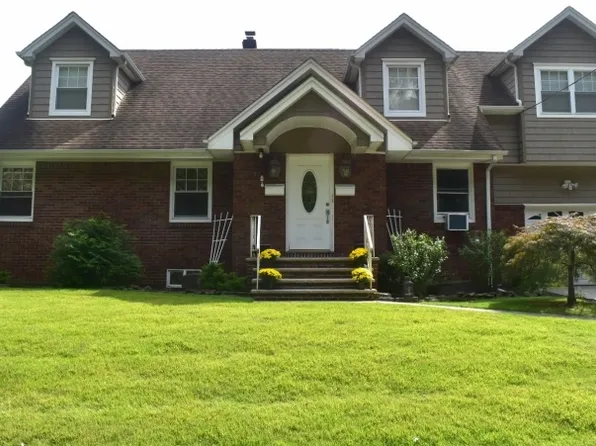 316 Gilbert Ave, Elmwood Park Boro, NJ 07407