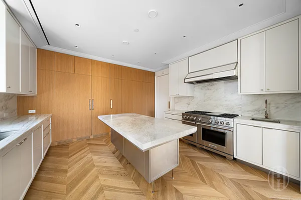 Kitchen, photo 2