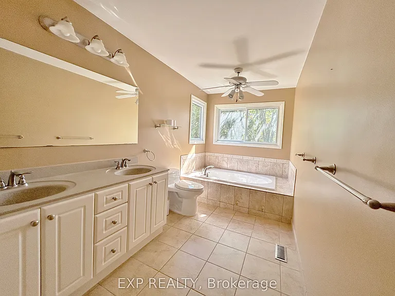 23 Haskell Cres — Photo 19