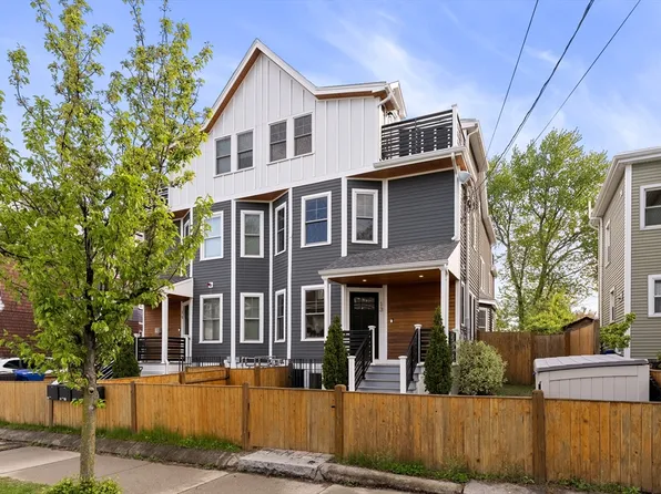 13 Belknap St #13, Arlington, MA 02474