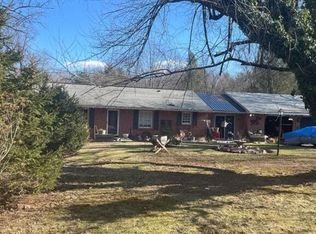 9285 Martinsburg Rd, Hedgesville, WV 25427