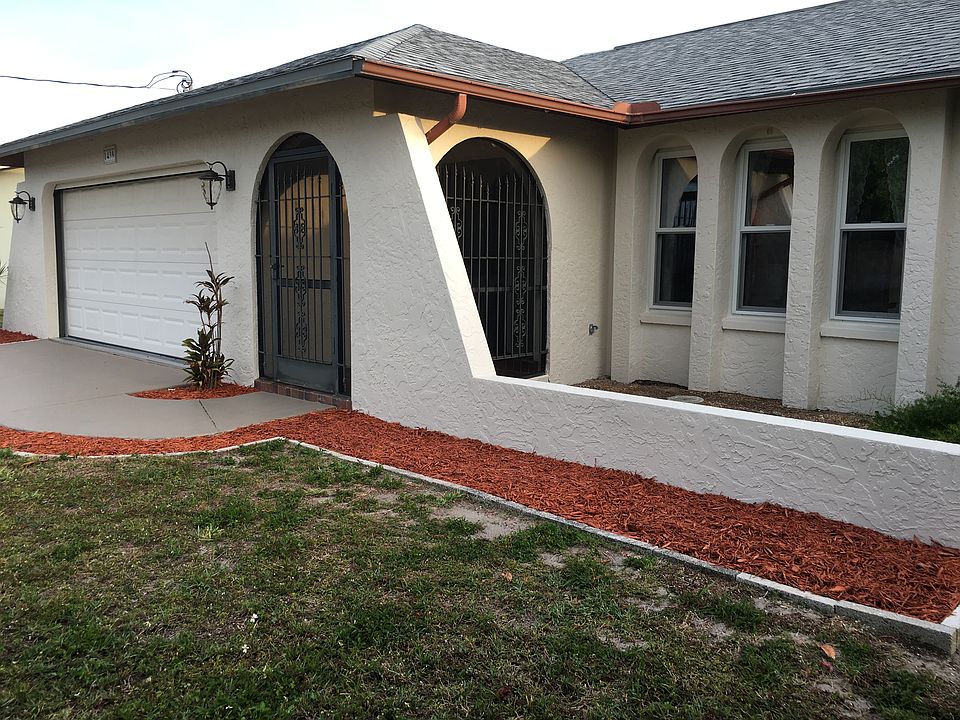 Close up Southern exposure