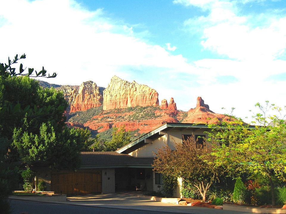 340 East Ridge Road