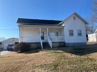 257 Franklin St, White Hall, IL 62092